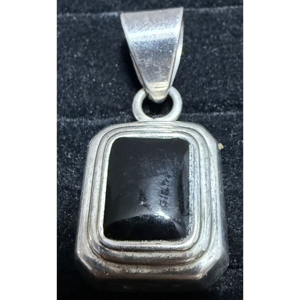 SILPADA STERLING SILVER AND BLACK ONYX PENDANT